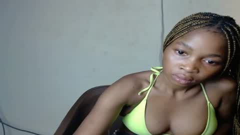 urflirtydoll online show from January 13, 7:31 pm