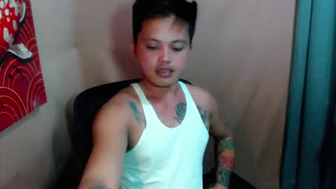 Snapshot of urhot_fucker13 chatting on January 28, 3:35 pm JUST CALL MY NAME jayrus online show from January 28, 3:35 pm