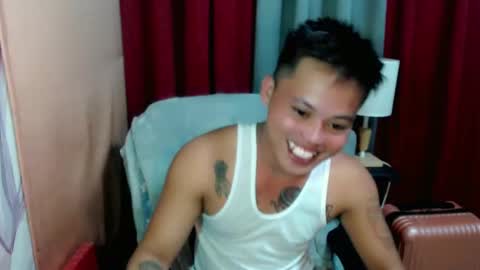 Snapshot of urhot_fucker13 chatting on February 9, 11:25 am JUST CALL MY NAME jayrus online show from February 9, 11:25 am