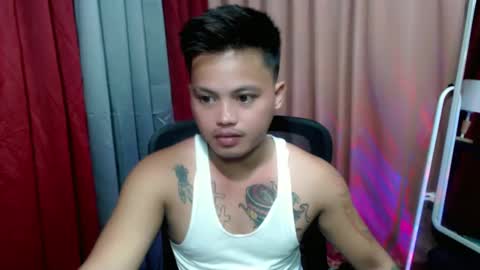 Snapshot of urhot_fucker13 chatting on March 9, 10:19 am JUST CALL MY NAME jayrus online show from March 9, 10:19 am