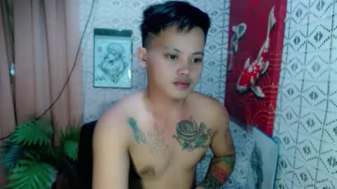 Snapshot of urhot_fucker13 chatting on September 13, 12:10 am JUST CALL MY NAME jayrus online show from September 13, 12:10 am