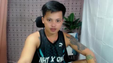 Snapshot of urhot_fucker13 chatting on October 1, 7:14 am JUST CALL MY NAME jayrus online show from October 1, 7:14 am