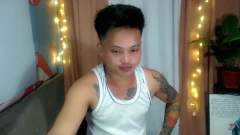 Snapshot of urhot_fucker13 chatting on October 16, 9:05 pm JUST CALL MY NAME jayrus online show from October 16, 9:05 pm