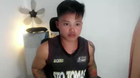 Snapshot of urhot_fucker13 chatting on December 16, 10:20 am JUST CALL MY NAME jayrus online show from December 16, 10:20 am