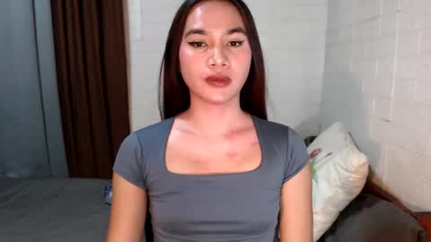 Snapshot of urhottylicious_cum chatting on January 31, 4:17 pm urhottylicious_cum online show from January 31, 4:17 pm