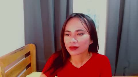 urlovely_che online show from November 18, 8:46 pm