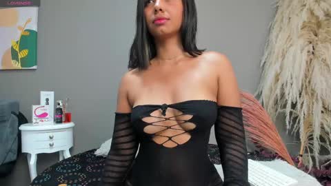 Love online show from September 23, 8:01 pm