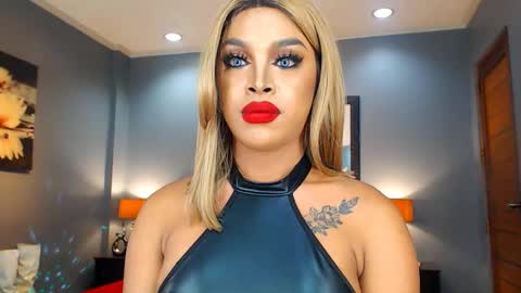 Snapshot of urmajestytyra chatting on February 14, 6:12 am UrMajestyTyra online show from February 14, 6:12 am