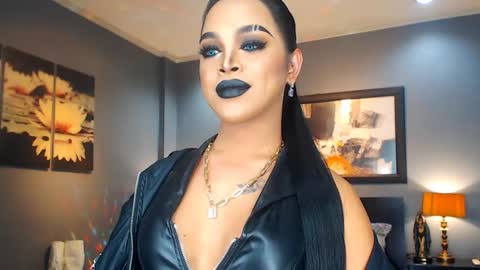 Snapshot of urmajestytyra chatting on March 4, 12:39 am UrMajestyTyra online show from March 4, 12:39 am