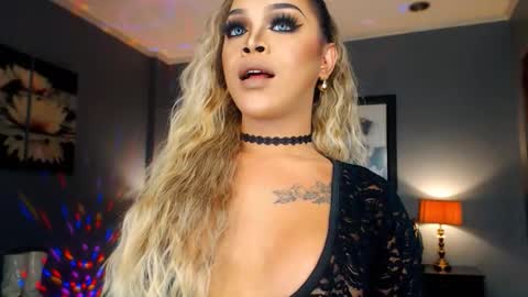 Snapshot of urmajestytyra chatting on September 15, 1:38 am UrMajestyTyra online show from September 15, 1:38 am