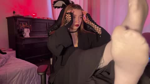 urmissalice online show from February 19, 10:34 am