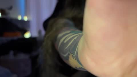 urmissalice online show from October 27, 7:45 am