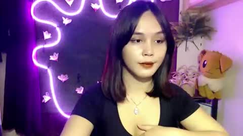 Pia online show from October 7, 11:57 pm