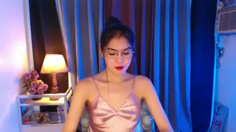 Snapshot of urpretty_nix chatting on November 4, 10:03 am Nix online show from November 4, 10:03 am