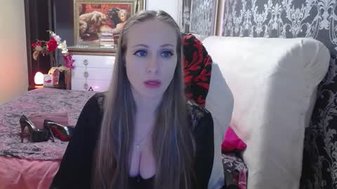 UrSecretTreasure88 online show from September 28, 1:05 pm