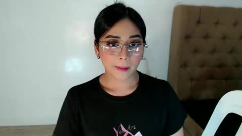 Snapshot of urseductive_calixx chatting on November 27, 11:07 pm JUST CALL ME CALI online show from November 27, 11:07 pm