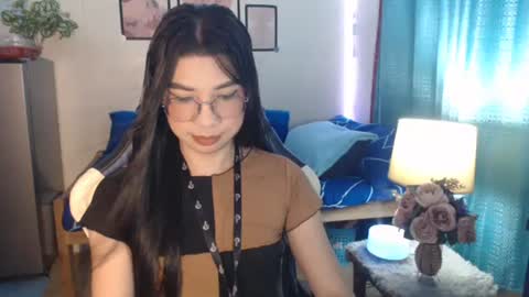 Snapshot of urwetasianprincessxx chatting on December 29, 11:40 am Ashley Kate Mateo Gray online show from December 29, 11:40 am