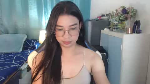 Snapshot of urwetasianprincessxx chatting on October 7, 12:13 pm Ashley Kate Mateo Gray online show from October 7, 12:13 pm