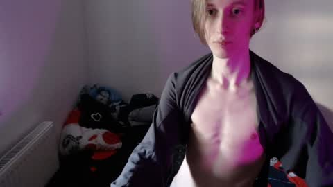 Snapshot of usuck364662 chatting on December 26, 8:39 am Excuse me online show from December 26, 8:39 am