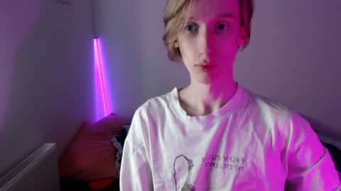 Snapshot of usuck364662 chatting on January 13, 8:37 am Excuse me online show from January 13, 8:37 am