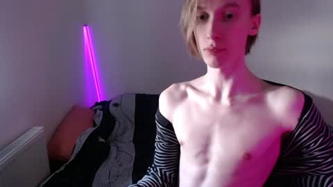 Snapshot of usuck364662 chatting on January 23, 6:28 am Excuse me online show from January 23, 6:28 am