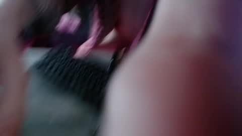 Snapshot of usuck364662 chatting on February 27, 8:28 am Excuse me online show from February 27, 8:28 am