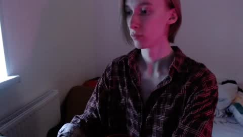 Snapshot of usuck364662 chatting on March 8, 4:01 am Excuse me online show from March 8, 4:01 am