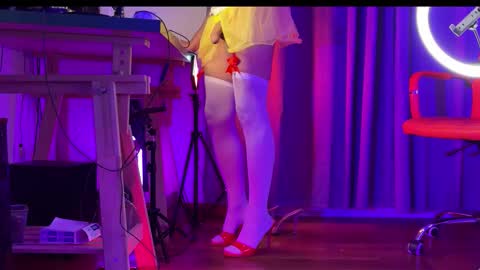 Snapshot of utopia2024 chatting on October 21, 9:15 pm sdickyinout online show from October 21, 9:15 pm