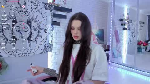 Snapshot of uwu_eva chatting on March 5, 12:11 pm Eva online show from March 5, 12:11 pm