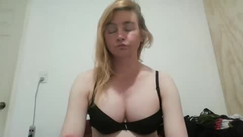 vagimosa online show from September 17, 9:44 am