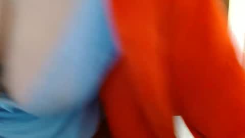 Snapshot of vaholiver chatting on November 12, 8:30 pm Vah Oliver online show from November 12, 8:30 pm