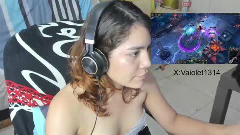 Vaiolet1314 online show from January 26, 9:51 am