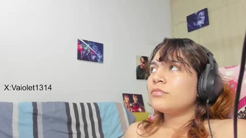 Vaiolet1314 online show from February 10, 6:42 am