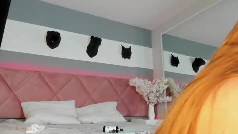 val_oconner online show from September 23, 3:09 am