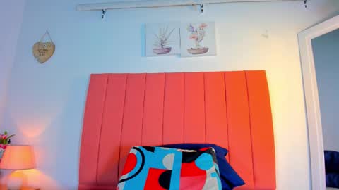 VALENTINA  3 online show from November 5, 12:05 pm