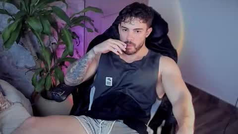 Snapshot of valenthinoking chatting on September 19, 11:27 pm valenthinoking online show from September 19, 11:27 pm