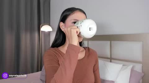 Snapshot of valentina69t chatting on September 20, 11:17 pm Valentina Torres online show from September 20, 11:17 pm