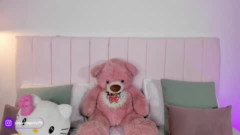 Snapshot of valentina69t chatting on October 21, 11:49 pm Valentina Torres online show from October 21, 11:49 pm