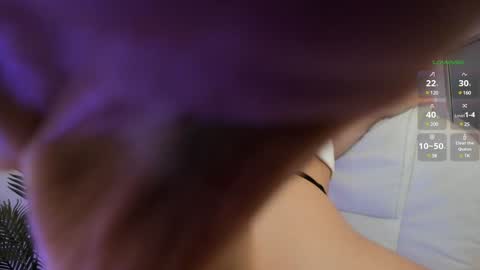 Snapshot of valentina_m17 chatting on January 10, 4:01 am VALENTINA online show from January 10, 4:01 am