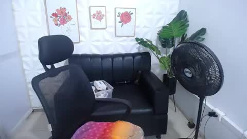 Valentina  online show from February 10, 10:30 pm