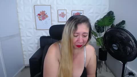 Valentina  online show from March 6, 9:09 pm