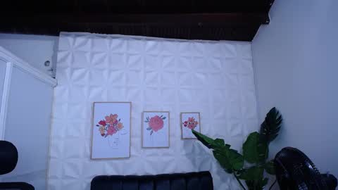 Valentina  online show from November 1, 10:45 pm