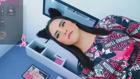 valentina_princess_ online show from March 10, 5:43 am