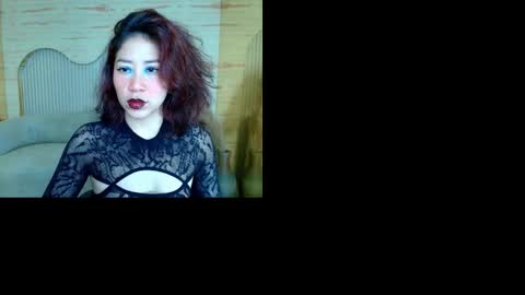 Snapshot of valentina_r_ chatting on October 21, 3:29 am Valentina online show from October 21, 3:29 am