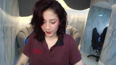 Snapshot of valentina_r_ chatting on November 8, 3:39 am Valentina online show from November 8, 3:39 am