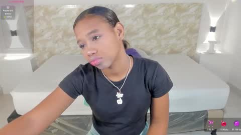 valentinarose4 online show from November 18, 12:31 pm