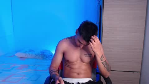 VALENTINO online show from October 10, 11:04 pm