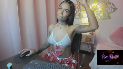 Snapshot of valeperez24 chatting on September 28, 12:49 am Valery And Daniel online show from September 28, 12:49 am