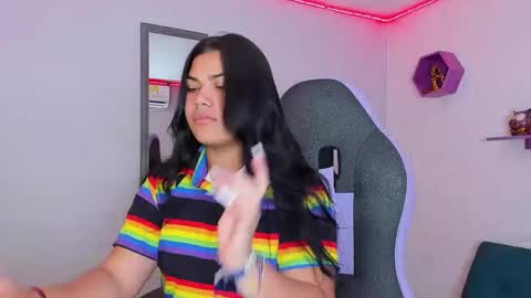 Snapshot of valeri_harpers4 chatting on October 3, 1:02 am valeri_harpers4 online show from October 3, 1:02 am