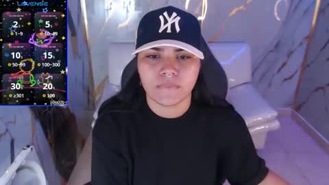 Snapshot of valeri_harpers4 chatting on November 1, 2:13 am valeri_harpers4 online show from November 1, 2:13 am